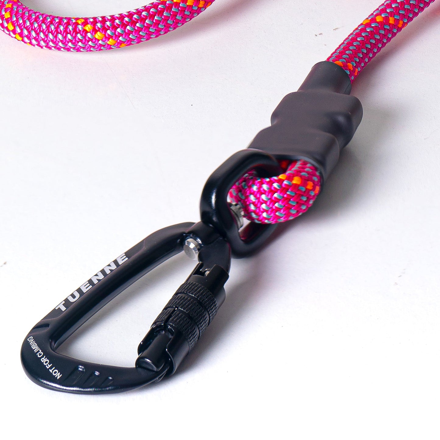 Tuenne Customizable Norte Dog Leash