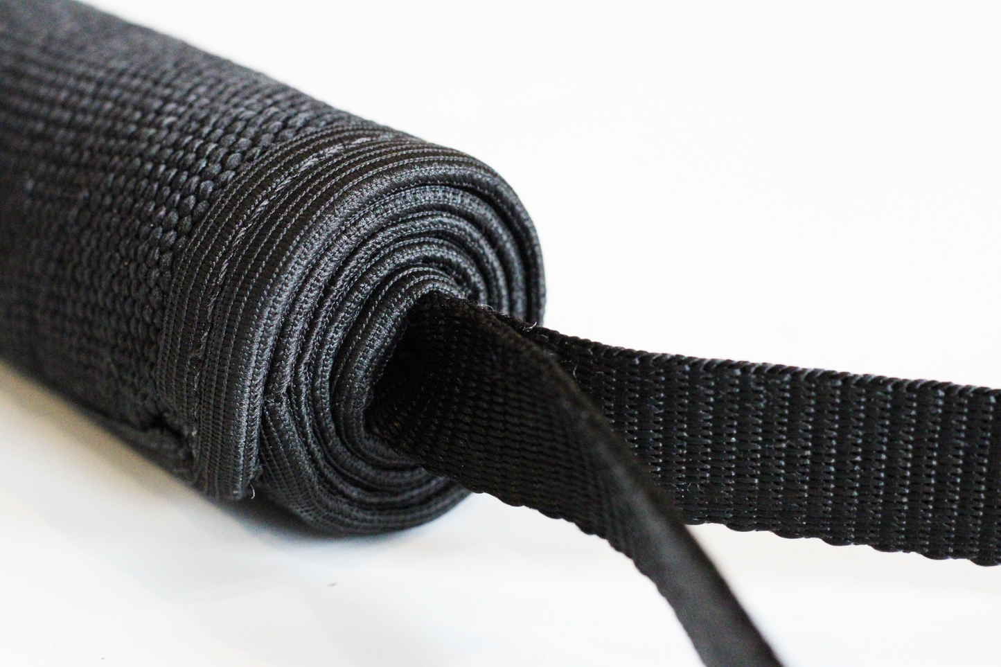 Zawar Synthetic Fabric Bite Roll with Handles