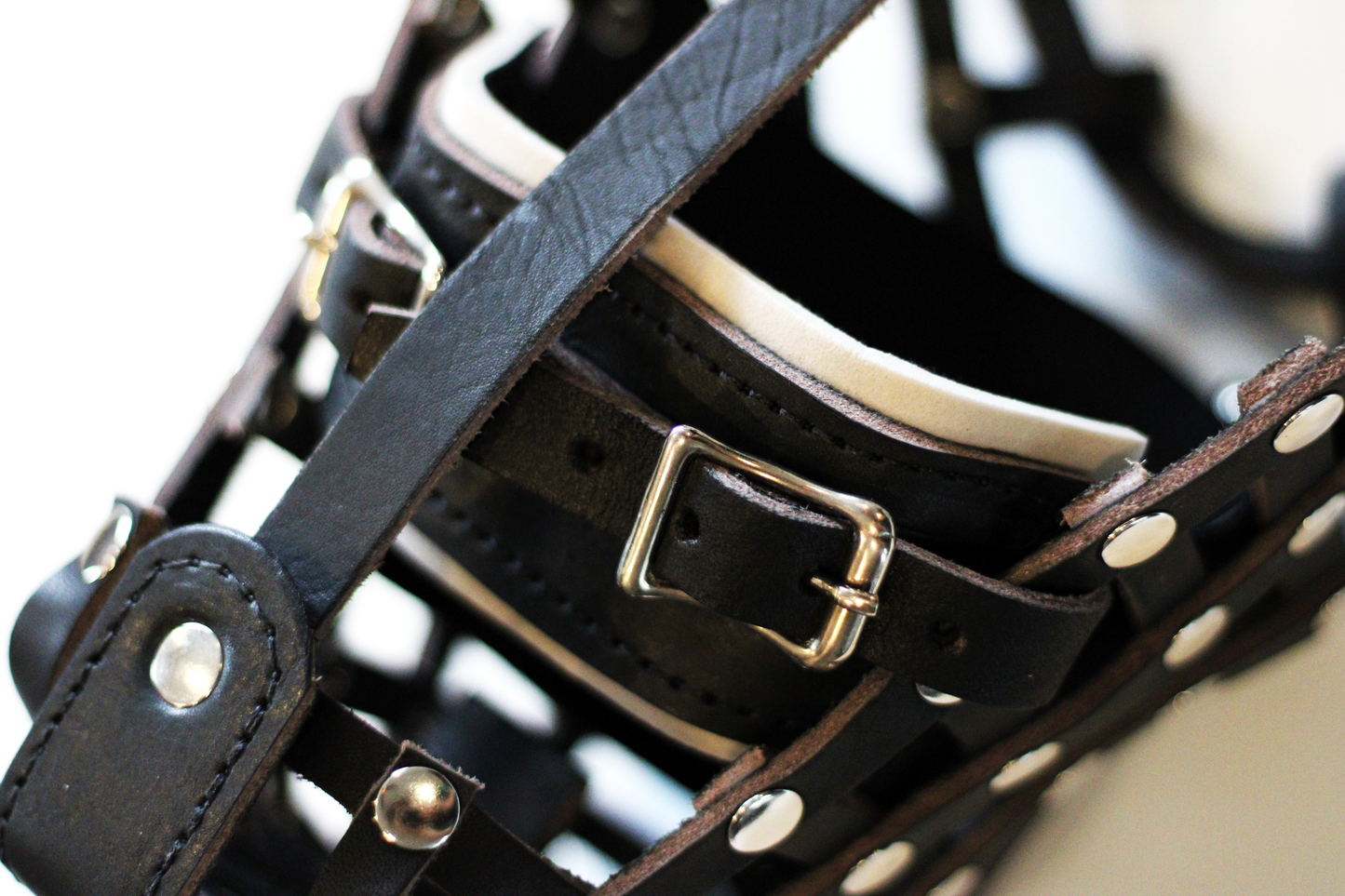 Zawar Genuine Leather Basket Muzzle