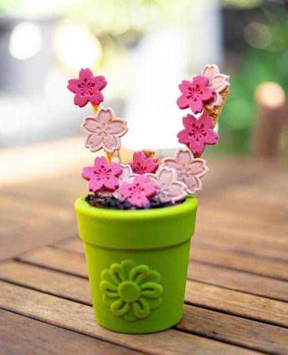 Large Flower Pot Durable PUP-X Rubber eCup Treat Dispenser & Enrichment Toy