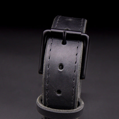 The Golden Ranch 1.5" Black Latigo Collar